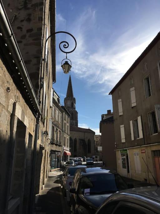 L'Ancienne Forge - A Stylish Medieval Holiday Home Confolens Exterior foto